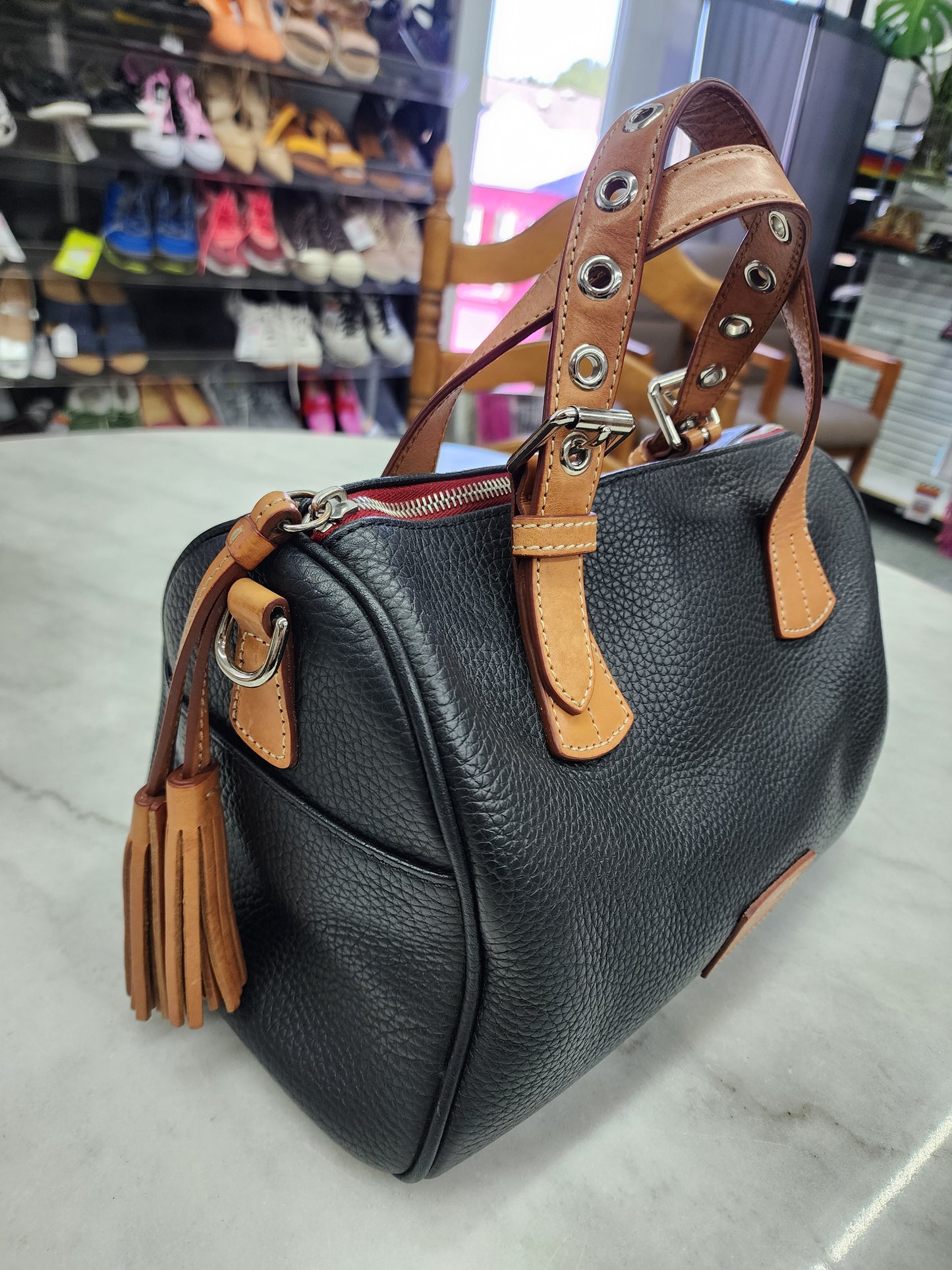 Dooney & Bourke Black Leather Handbag, Barrel Kendra, Like-New Condition