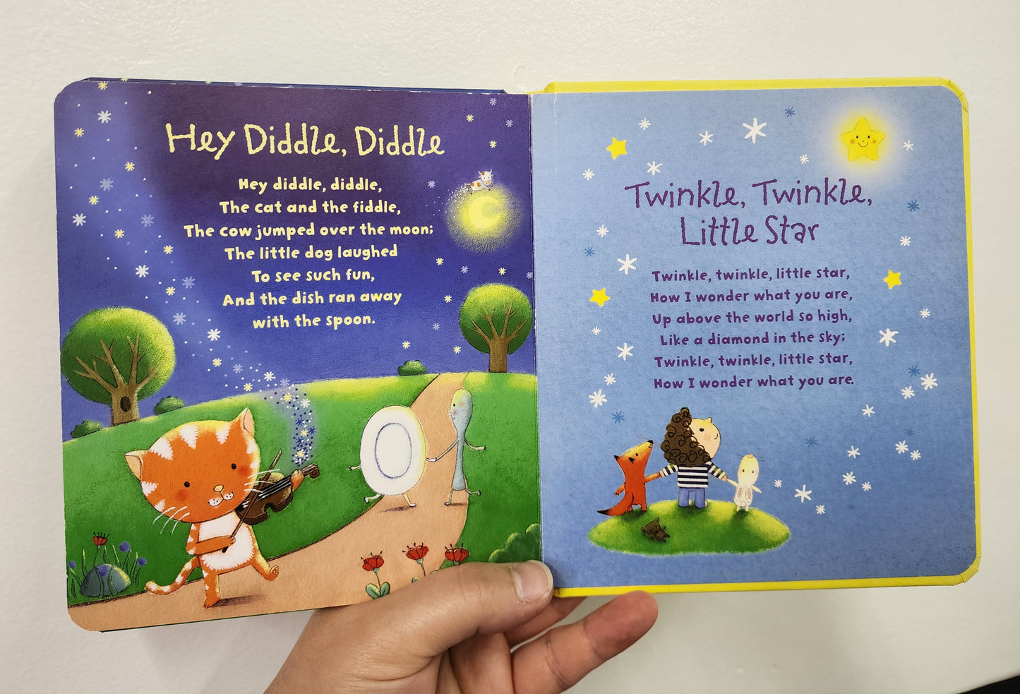BOOK: Usborne Very First Nursery Rhymes
