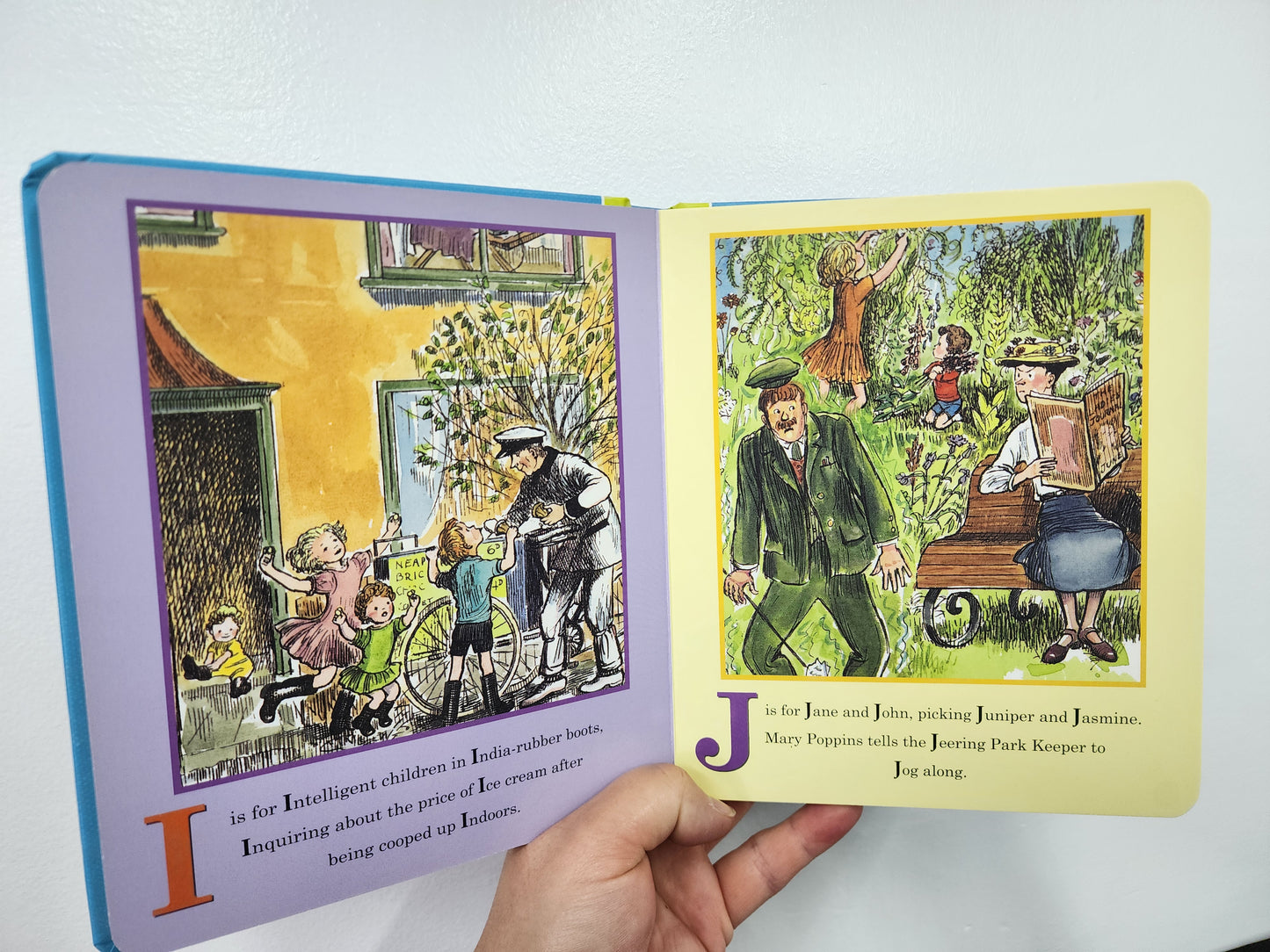 BOOK: Mary Poppins ABC Board Book