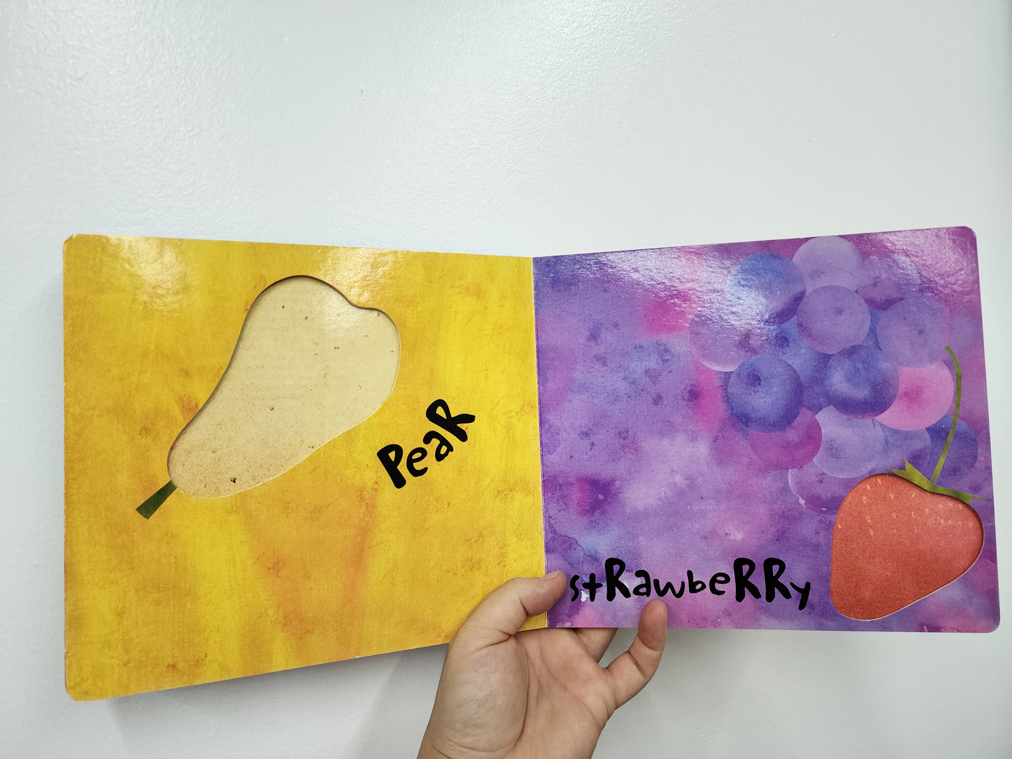 BOOK: Fruit Shapes, Board Book, Vintage!