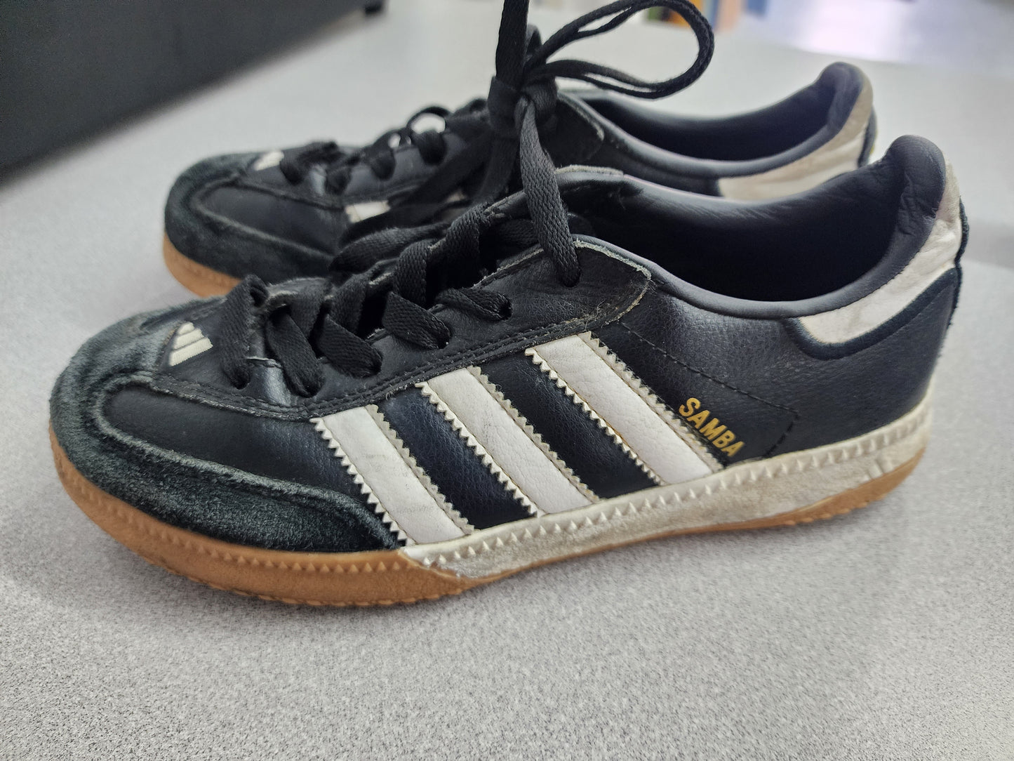 Adidas Sambas Size 2 Kids