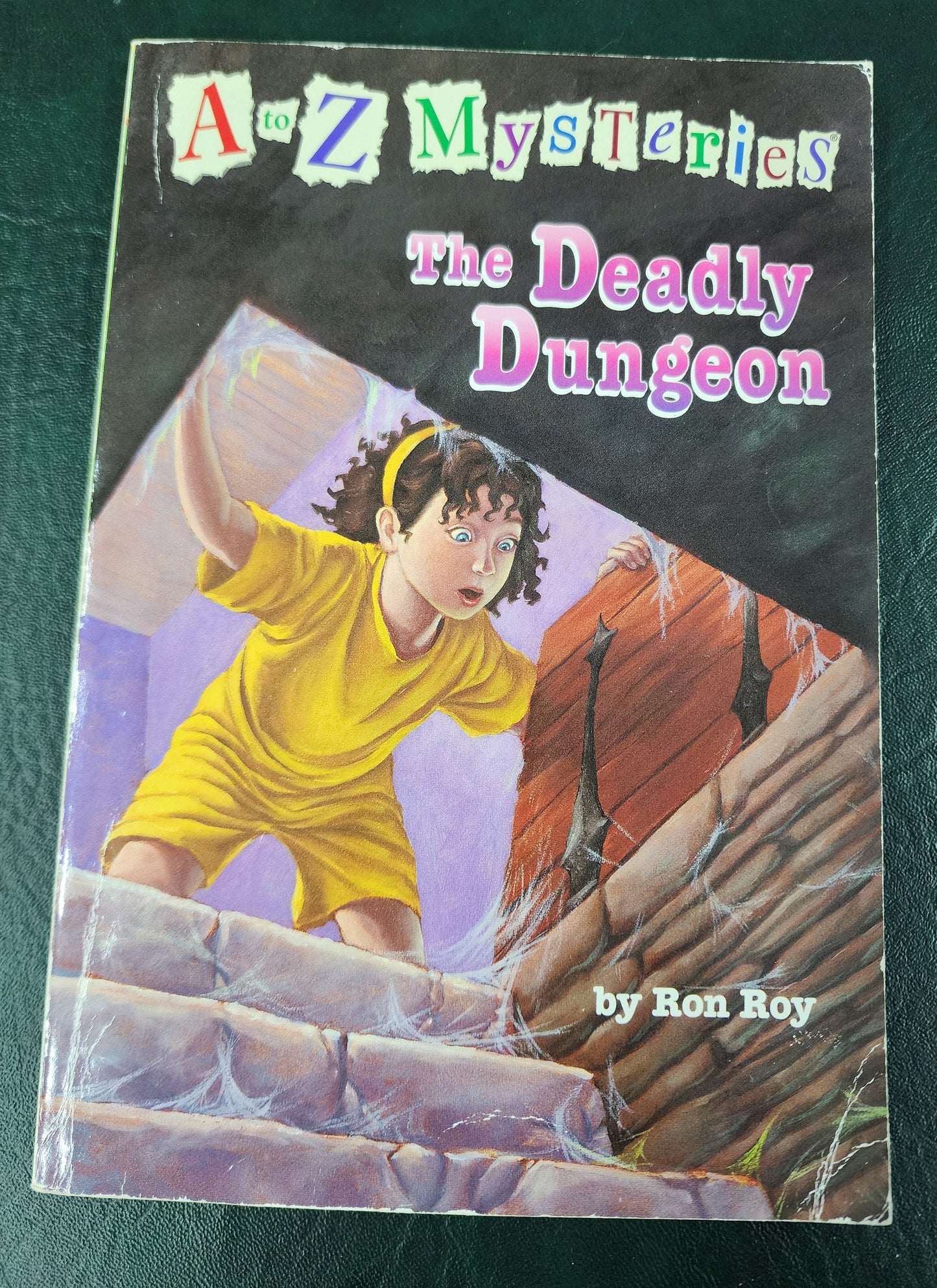 A to Z Mysteries: The Deadly Dungeon