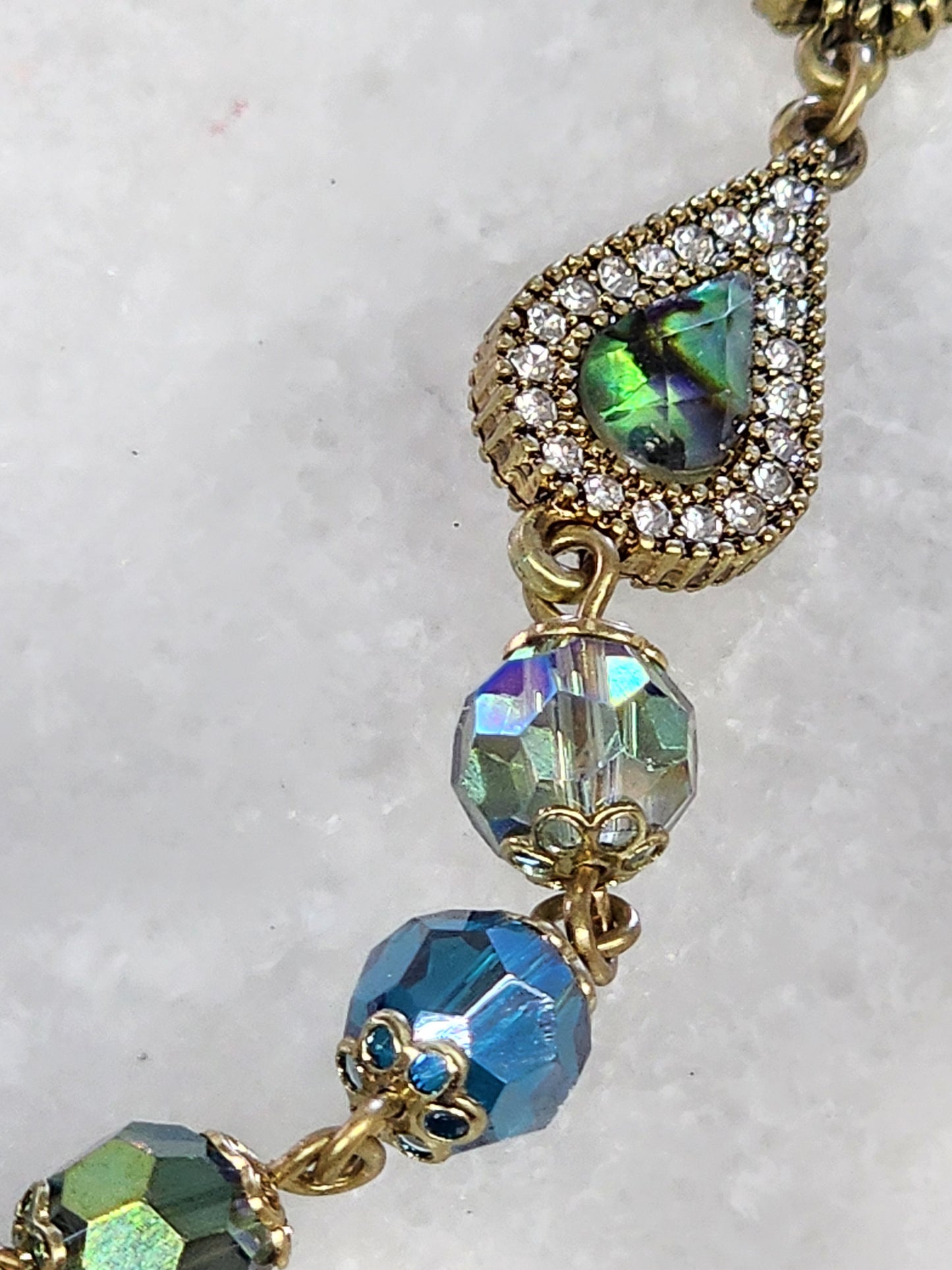 iona & lilly Blue Crystal Necklace NEW
