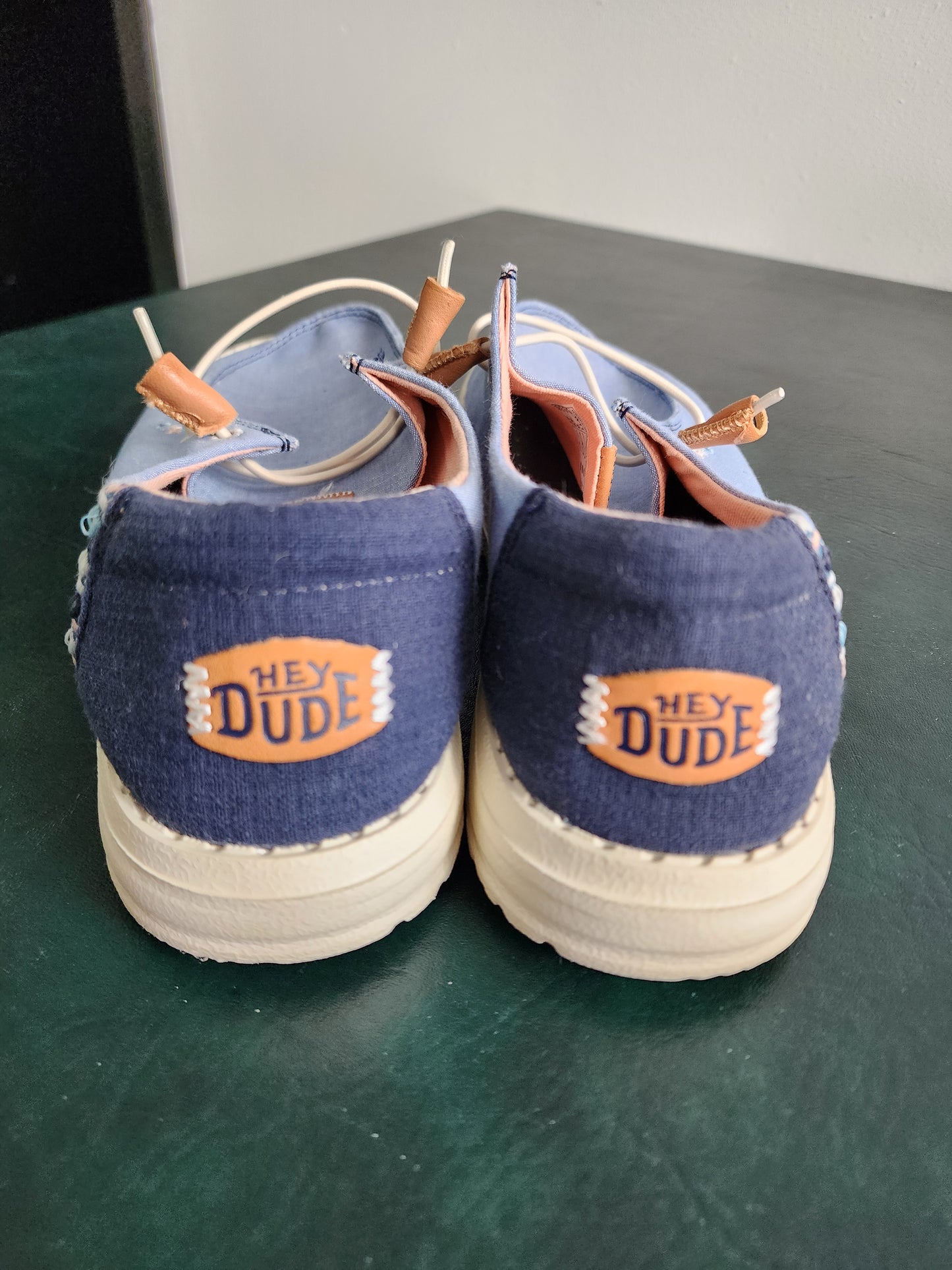 Hey Dude, Women's 11, Wendy Chambray