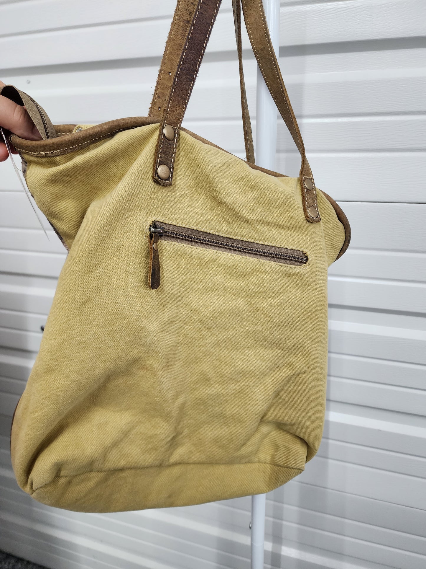 Myra Bag, Rug-Style with leather handles