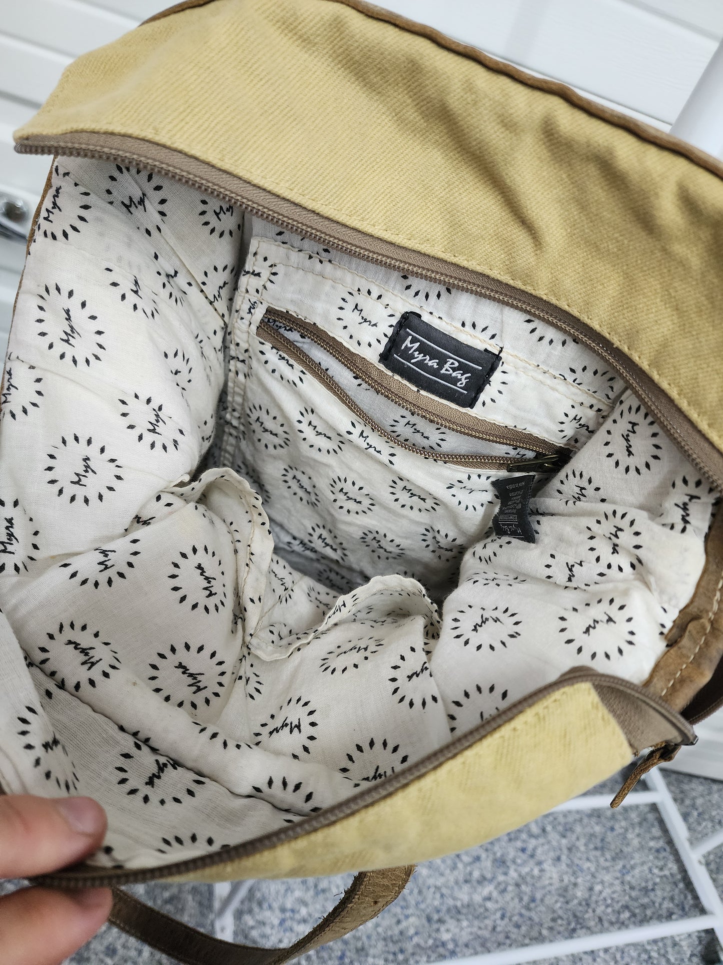 Myra Bag, Rug-Style with leather handles