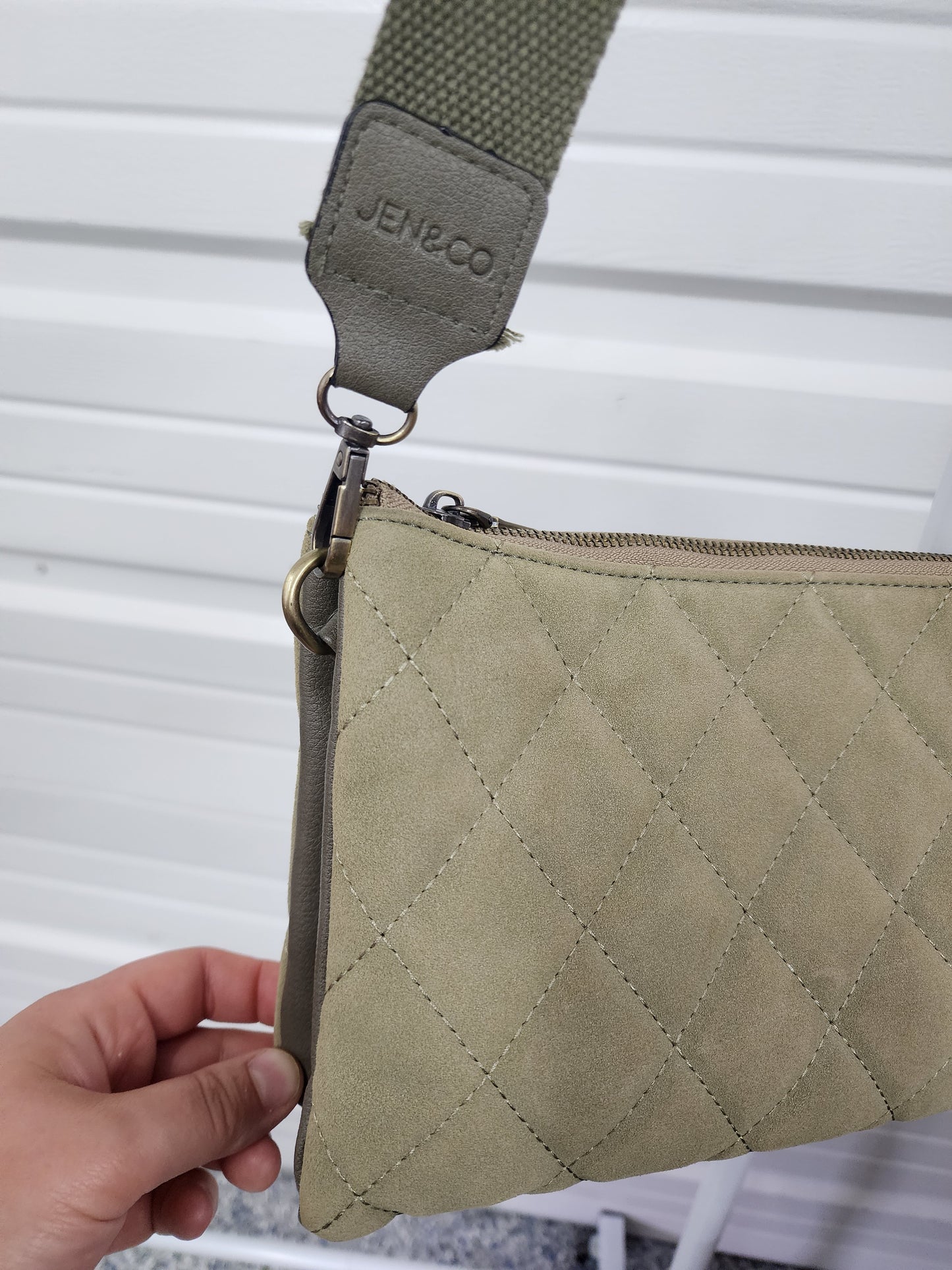 Jen & Co Green Quilted Purse