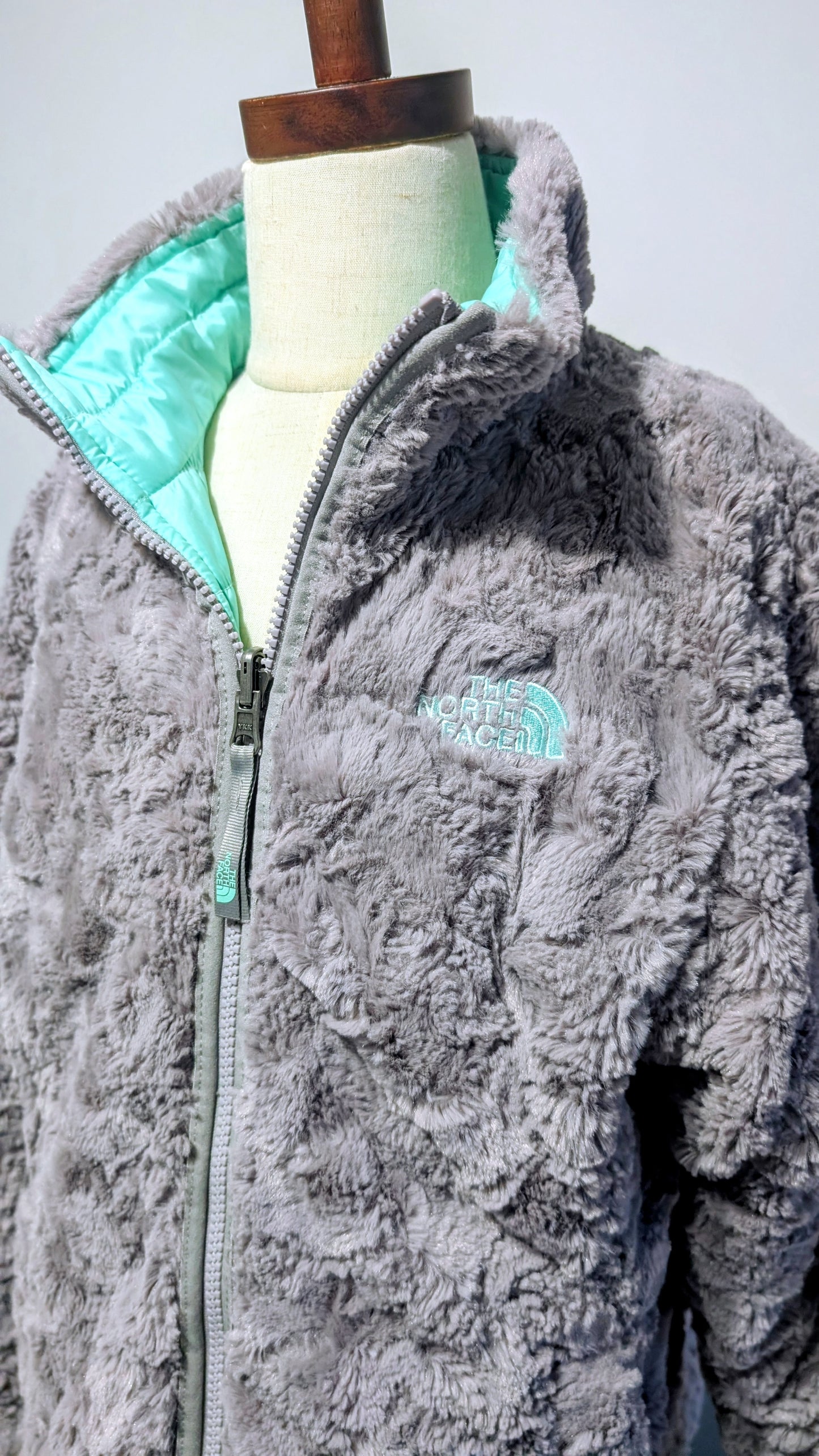 North Face reversible teal jacket, size 10-12