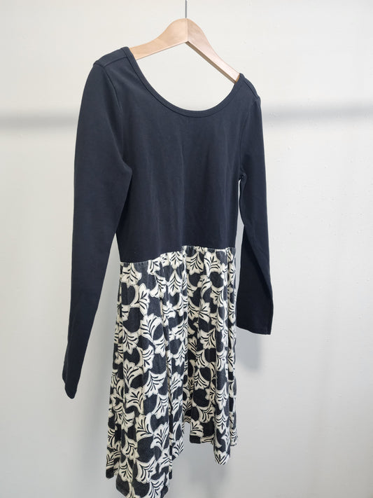 Tea Collection Dress, size 8 (kids)