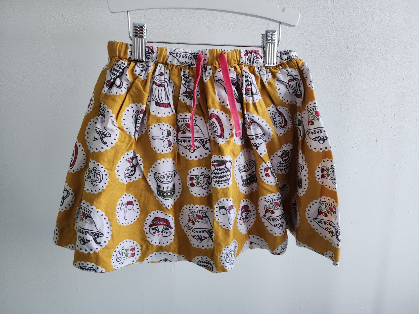 Mini Boden Skirt, size 6/7