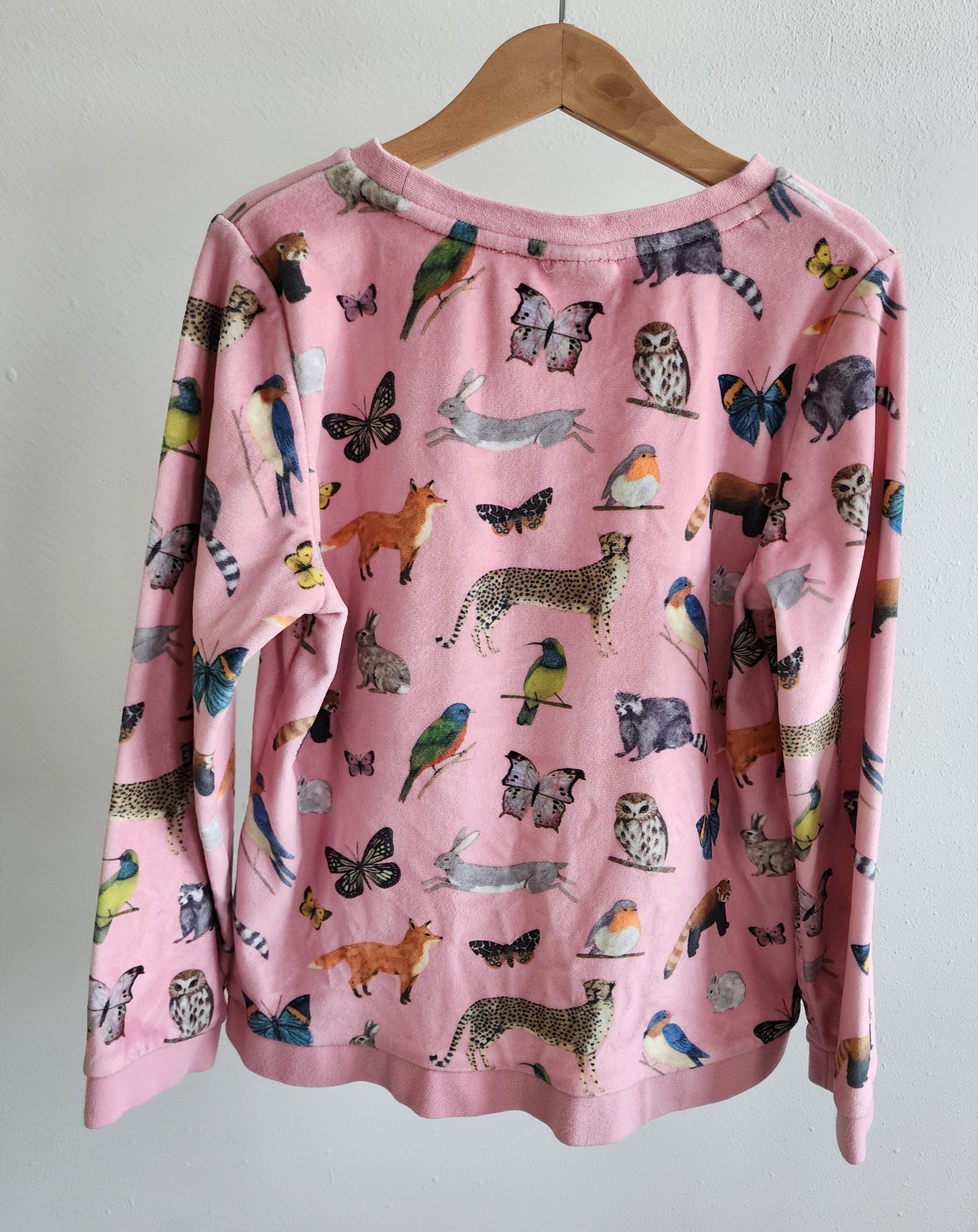 H&M Velvet Animal Sweatshirt, size 6-8 yrs