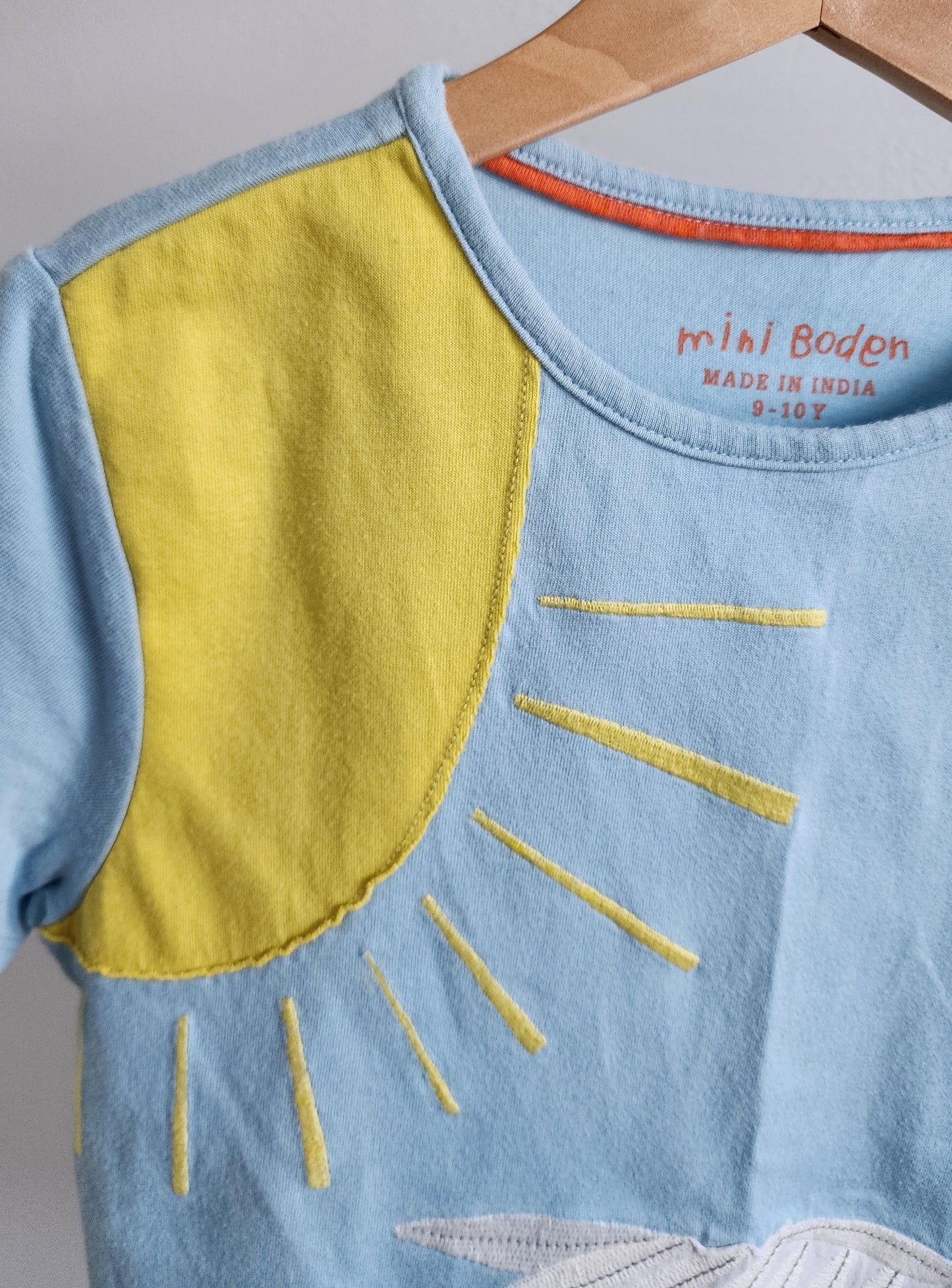 Mini Boden Seagull Appliqué Shirt, size 9-10 yrs