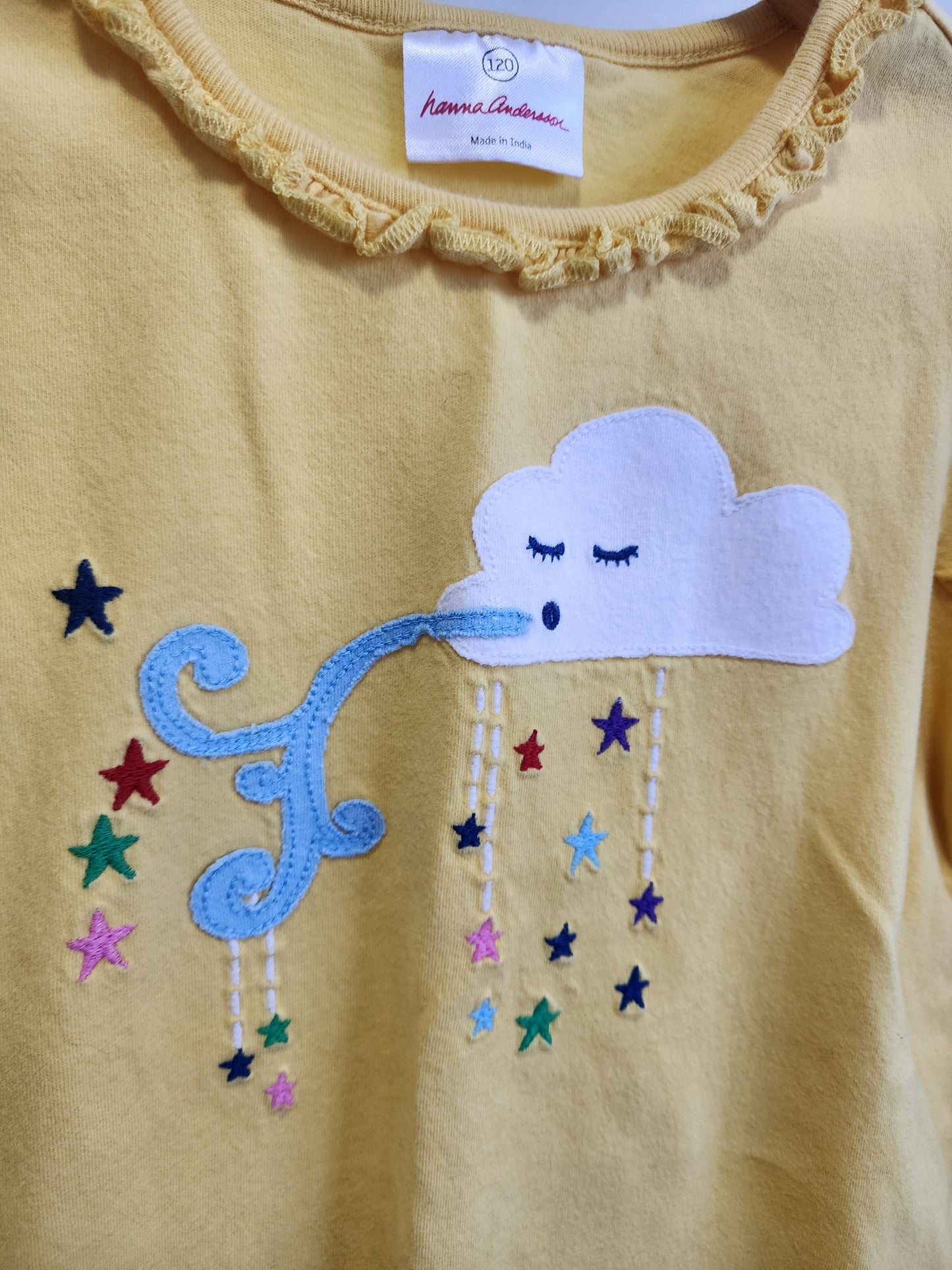 Hanna Andersson cloud shirt, size 120