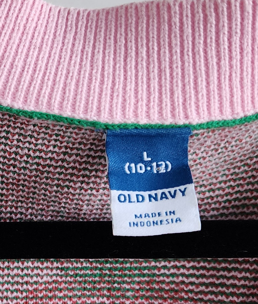 Old Navy strawberry sweater, size 10/12 (kids)