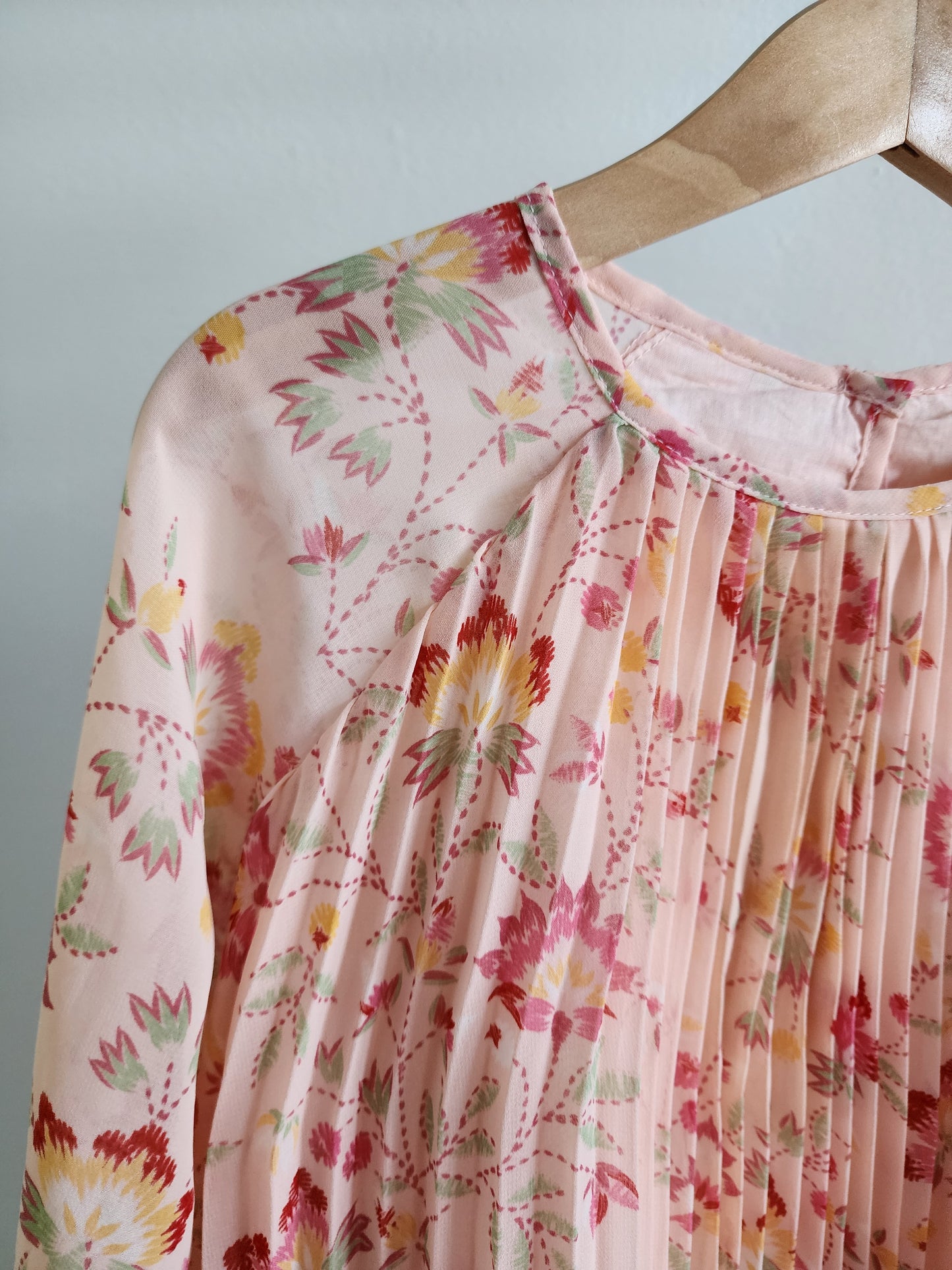 Gap Floral Pleated Dress, size 5 yrs, NWT