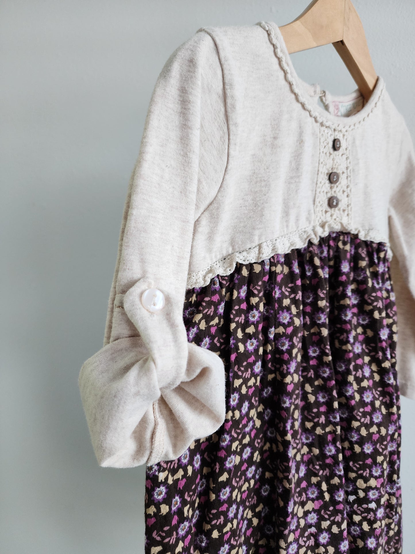 Free Planet Top, size 4T (kids)